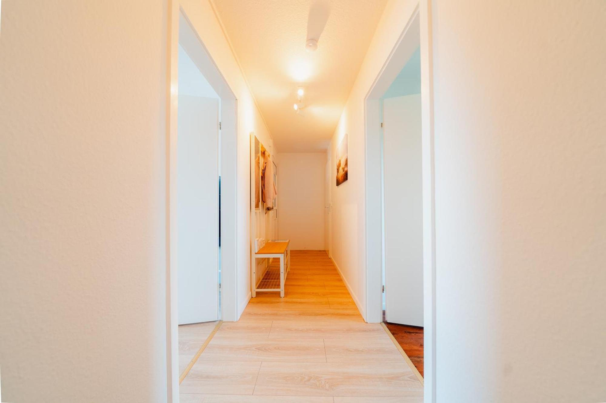 Zentrale Wohlfuehlwohnung - Ideal Fuer Ihren Urlaub Oder Die Geschaeftsreise Magdeburgo Exterior foto