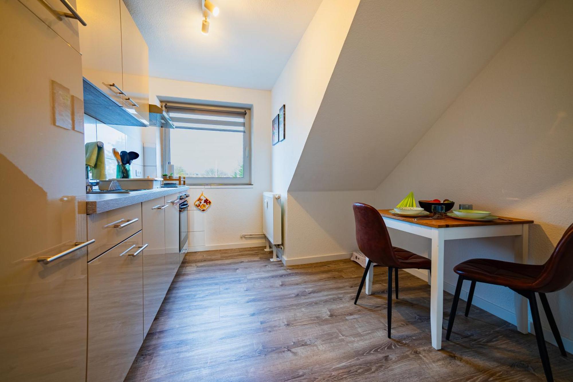 Zentrale Wohlfuehlwohnung - Ideal Fuer Ihren Urlaub Oder Die Geschaeftsreise Magdeburgo Exterior foto